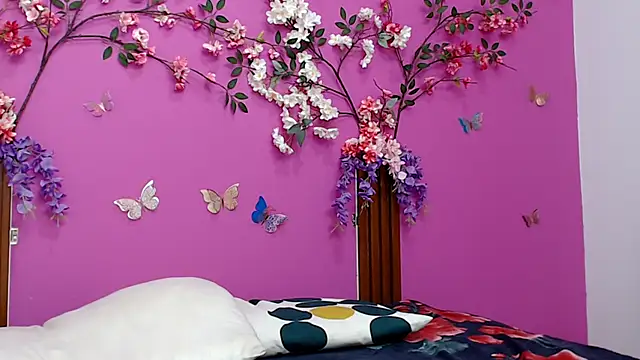 Snapshot of analdeepalejandra18 chatting on January 26, 2025, 8:13 pm analdeepalejandra18 online show from January 26, 2025, 8:13 pm