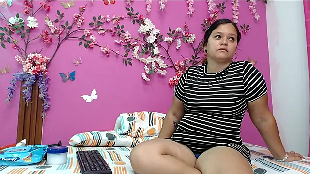 Snapshot of analdeepalejandra18 chatting on March 19, 2025, 7:27 pm analdeepalejandra18 online show from March 19, 2025, 7:27 pm