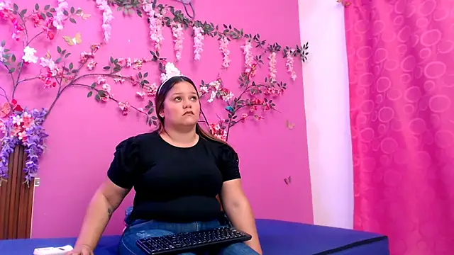 analdeepalejandra18 online show from February 16, 2026, 7:10 pm