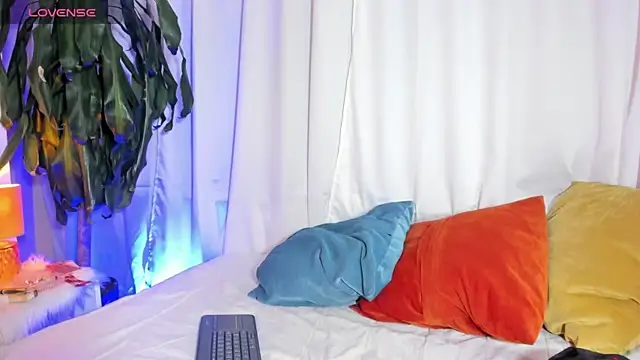 blaiine colfer online show from January 15, 2025, 4:57 am