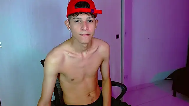 LiamGadiell online show from March 20, 2025, 9:24 pm