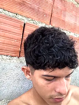 LiamGadiell online show from November 23, 2025, 4:18 pm