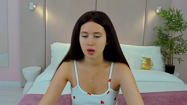 Snapshot of milaleoneli chatting on January 19, 2025, 12:39 pm milaleoneli online show from January 19, 2025, 12:39 pm