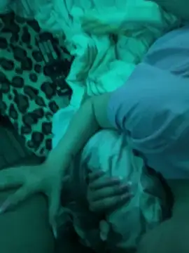 Istvan92 online show from November 18, 2025, 11:26 pm