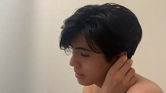 Snapshot of Lio_kun chatting on October 6, 2025, 10:12 am Lio kun online show from October 6, 2025, 10:12 am