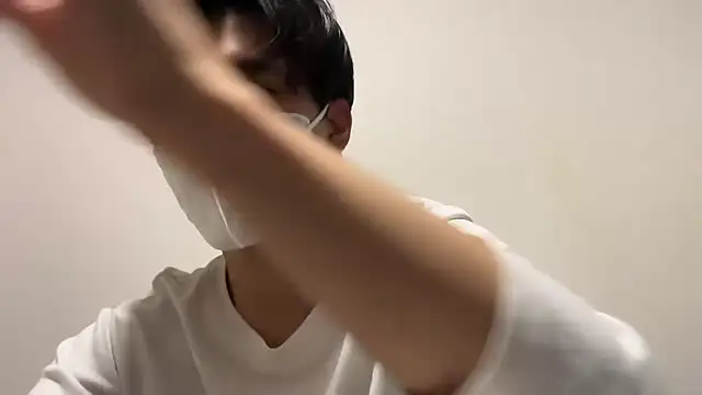 Snapshot of Lio_kun chatting on October 27, 2025, 1:04 pm Lio kun online show from October 27, 2025, 1:04 pm