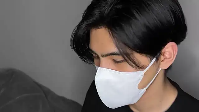 Lio kun online show from March 18, 2026, 12:19 pm