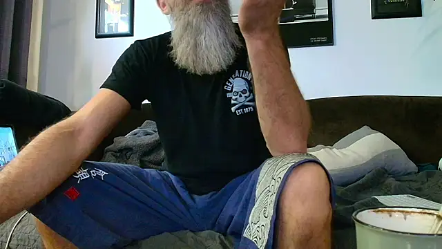 Snapshot of Kingsscepter chatting on October 25, 2025, 9:39 am Kingsscepter online show from October 25, 2025, 9:39 am