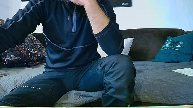 Snapshot of Kingsscepter chatting on December 5, 2025, 3:09 pm Kingsscepter online show from December 5, 2025, 3:09 pm