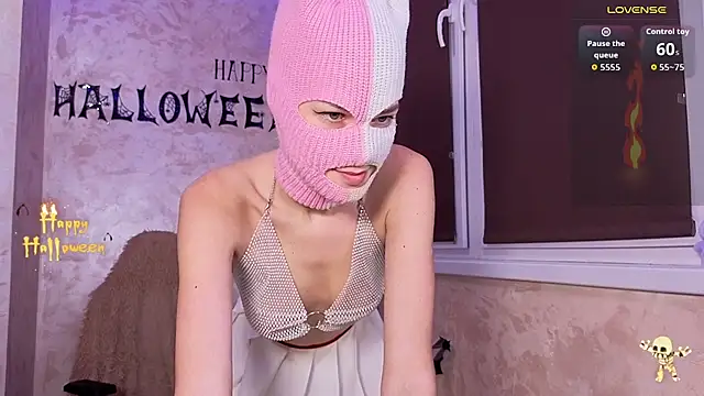 Domiiiniiicana online show from November 3, 2025, 5:36 pm