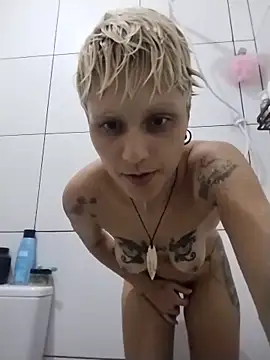 Luci foxx online show from March 10, 2026, 12:04 am