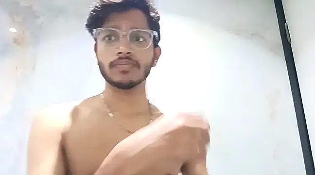 Snapshot of skinnyyyyyyyyy chatting on February 19, 2025, 3:50 am skinnyyyyyyyyy online show from February 19, 2025, 3:50 am