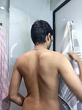 skinnyyyyyyyyy online show from November 19, 2025, 4:45 am