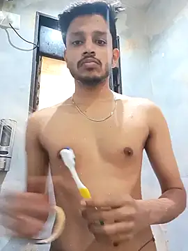 skinnyyyyyyyyy online show from December 19, 2025, 5:03 am