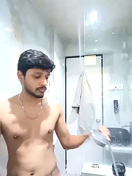 skinnyyyyyyyyy online show from April 25, 2026, 3:42 am