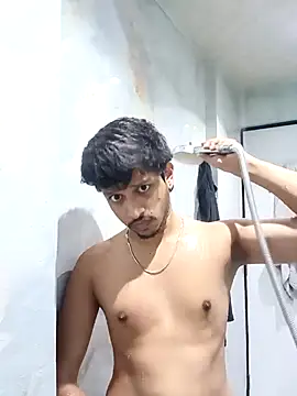 Snapshot of skinnyyyyyyyyy chatting on July 1, 2026, 4:03 am skinnyyyyyyyyy online show from July 1, 2026, 4:03 am