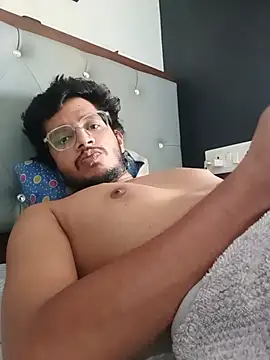 Snapshot of skinnyyyyyyyyy chatting on July 24, 2026, 6:22 am skinnyyyyyyyyy online show from July 24, 2026, 6:22 am