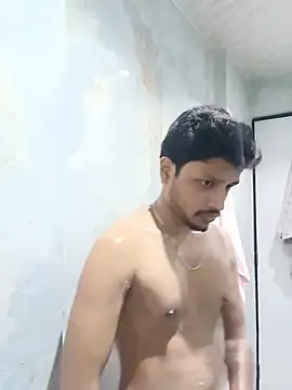 Snapshot of skinnyyyyyyyyy chatting on August 1, 2026, 3:39 am skinnyyyyyyyyy online show from August 1, 2026, 3:39 am