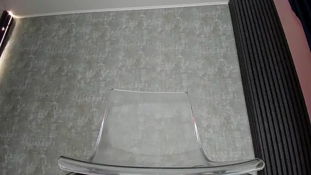 Milla Heart online show from February 25, 2025, 9:46 pm