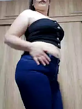  Prinscarlet  online show from February 7, 2025, 3:41 pm