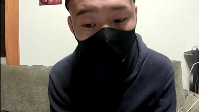 Snapshot of tuki_fu chatting on December 14, 2024, 1:59 pm tuki fu online show from December 14, 2024, 1:59 pm