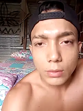 Snapshot of tayson_ chatting on February 6, 2025, 3:09 pm tayson online show from February 6, 2025, 3:09 pm