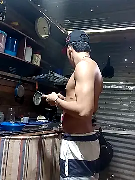 Snapshot of tayson_ chatting on February 12, 2025, 4:55 pm tayson online show from February 12, 2025, 4:55 pm