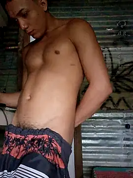 Snapshot of tayson_ chatting on February 25, 2025, 9:57 pm tayson online show from February 25, 2025, 9:57 pm