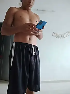 Snapshot of tayson_ chatting on June 25, 2026, 11:04 am tayson online show from June 25, 2026, 11:04 am