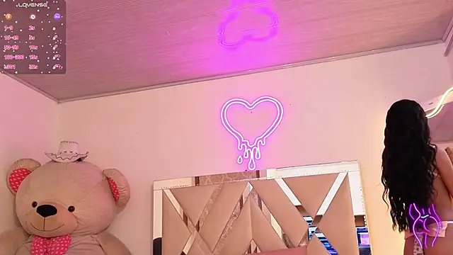 Jazmin tay online show from October 31, 2025, 11:55 am