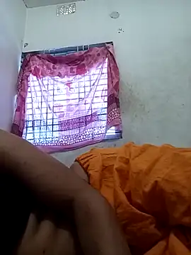 Snapshot of HenaAra chatting on February 17, 2026, 9:06 am HenaAra online show from February 17, 2026, 9:06 am