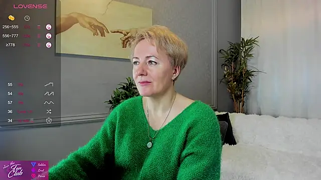 Nika Smit online show from January 31, 2025, 10:10 am