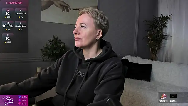 Nika Smit online show from March 3, 2025, 8:16 am