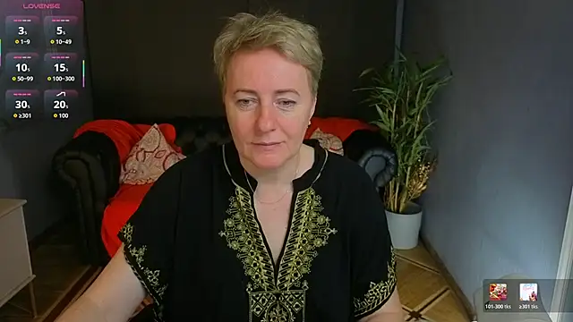 Nika Smit online show from May 24, 2026, 5:12 am