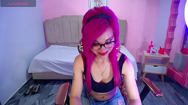 Snapshot of abril_ch_ chatting on September 27, 2025, 10:42 am abril ch online show from September 27, 2025, 10:42 am