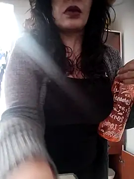 Snapshot of NATHALIA-28_ chatting on March 5, 2025, 1:06 pm NATHALIA-28 online show from March 5, 2025, 1:06 pm