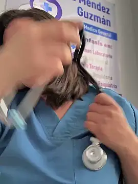 Snapshot of NATHALIA-28_ chatting on November 18, 2025, 12:20 pm NATHALIA-28 online show from November 18, 2025, 12:20 pm