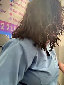 Snapshot of NATHALIA-28_ chatting on November 27, 2025, 11:56 am NATHALIA-28 online show from November 27, 2025, 11:56 am