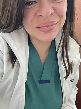 NATHALIA-28  online show from April 14, 2026, 12:11 pm