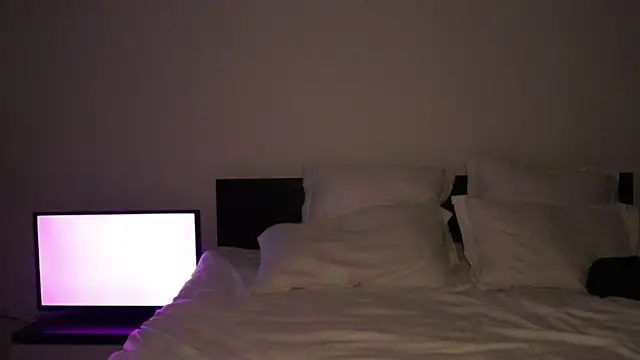 IvyKaelani online show from April 28, 2026, 11:15 am