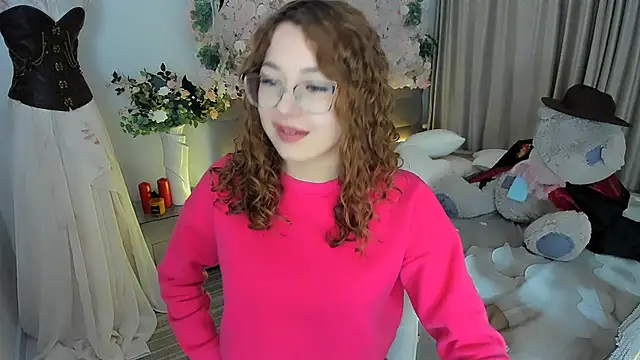 SereneFlame online show from November 5, 2025, 4:07 pm