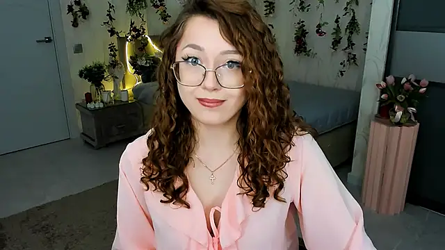 SereneFlame online show from April 26, 2026, 7:22 pm