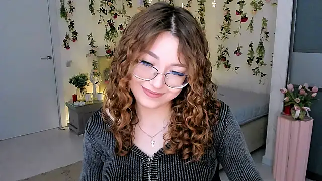 SereneFlame online show from April 29, 2026, 4:11 pm