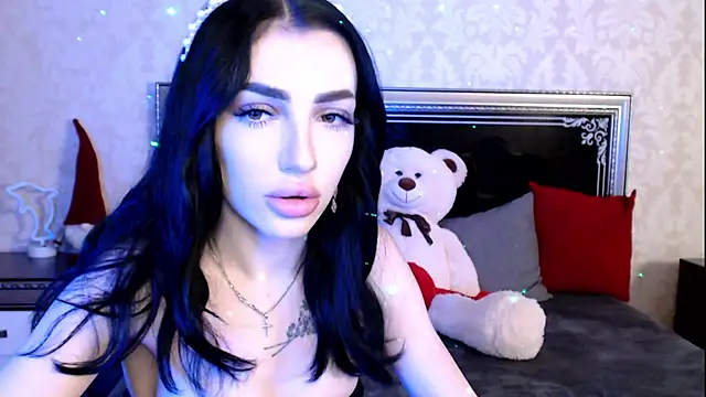 NancyLovee  online show from December 27, 2024, 10:37 pm