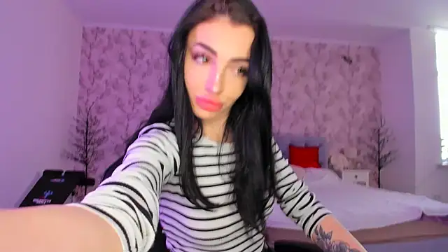 NancyLovee  online show from January 11, 2026, 12:32 pm