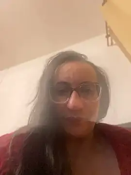 Snapshot of gloria7v05 chatting on June 11, 2026, 2:53 am gloria7v05 online show from June 11, 2026, 2:53 am