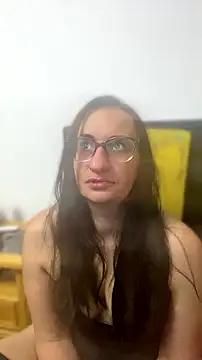 Snapshot of gloria7v05 chatting on July 13, 2026, 12:46 am gloria7v05 online show from July 13, 2026, 12:46 am
