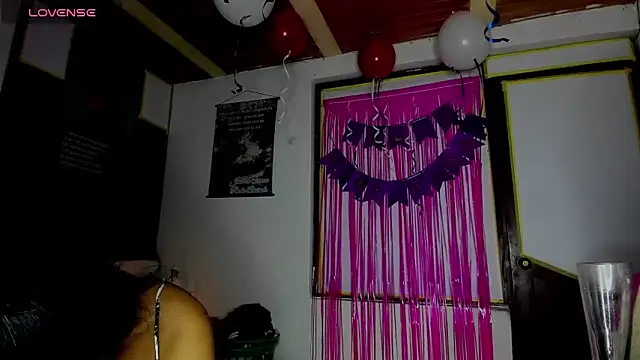 Snapshot of Nenita_Hot_ chatting on September 25, 2025, 3:54 am Nenita Hot online show from September 25, 2025, 3:54 am