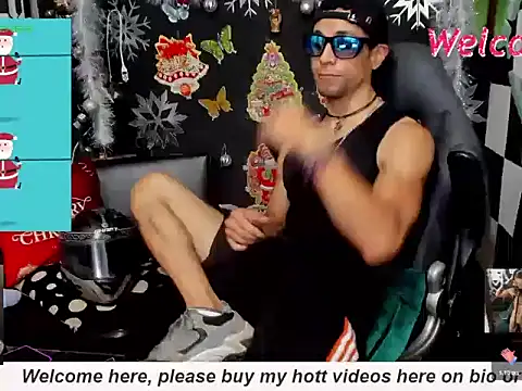 MikeRose94 online show from December 20, 2025, 6:59 pm