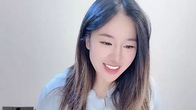 Snapshot of chloe-01 chatting on November 12, 2025, 4:02 am chloe-01 online show from November 12, 2025, 4:02 am